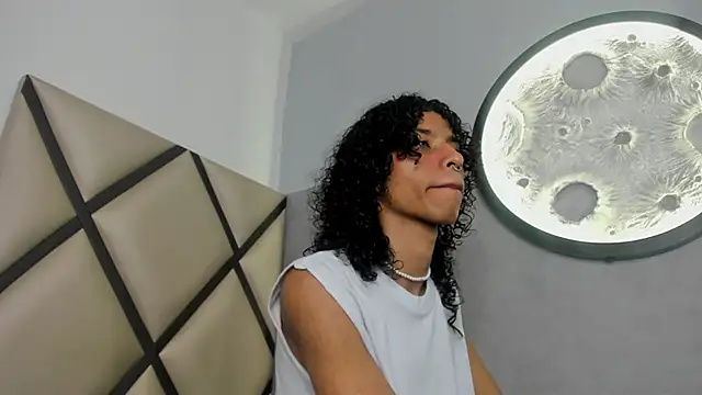 venus-03 online show from 04/12/26, 03:33