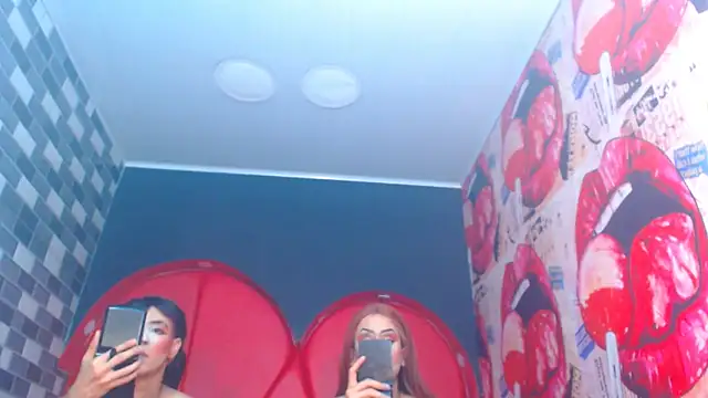 julessxcharlotte online show from 11/04/25, 02:27