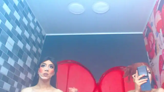 julessxcharlotte online show from 12/20/25, 02:24