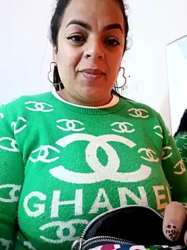 Mia-Glow online show from 09/12/25, 02:06