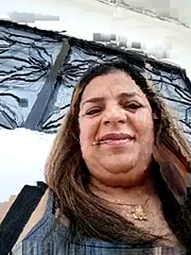 Mia-Glow online show from 04/14/26, 12:33