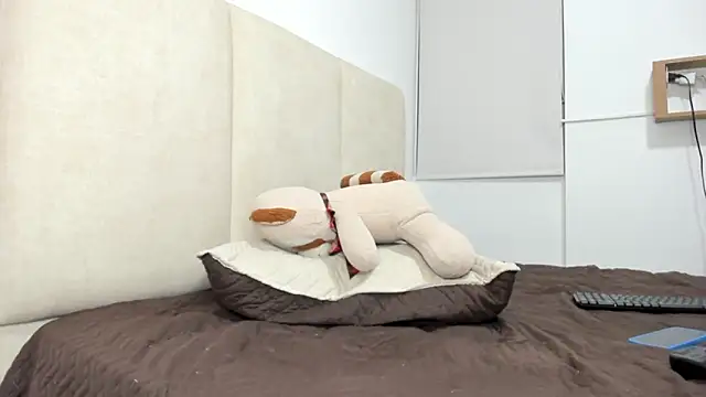 Hector 21  online show from 12/20/25, 08:43