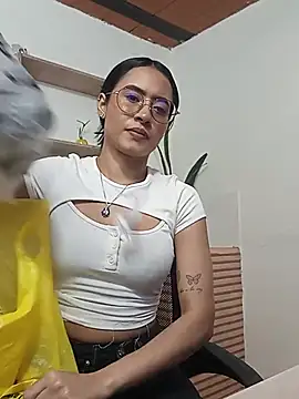 amy lennox online show from 05/20/26, 12:55
