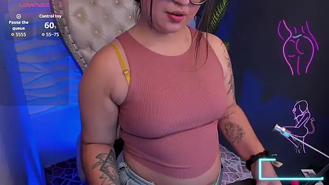 April  foxx online show from 11/24/25, 12:38