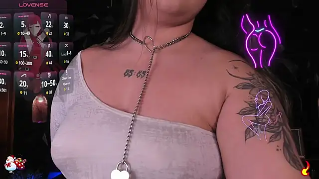 April  foxx online show from 01/05/26, 05:27