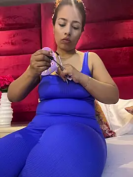 VictoriaFerro online show from 07/04/26, 12:44