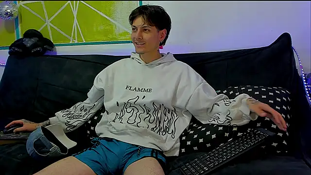 Dioniso guy8 online show from 03/31/26, 07:25