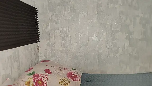 LiaVibes online show from 02/05/26, 06:18