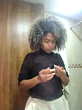 BiiancaEstradaa online show from 09/27/25, 07:52