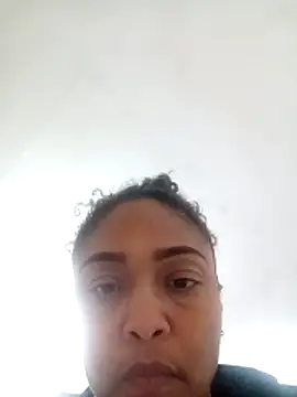 BiiancaEstradaa online show from 03/25/26, 01:11