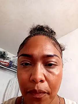 BiiancaEstradaa online show from 03/26/26, 01:49