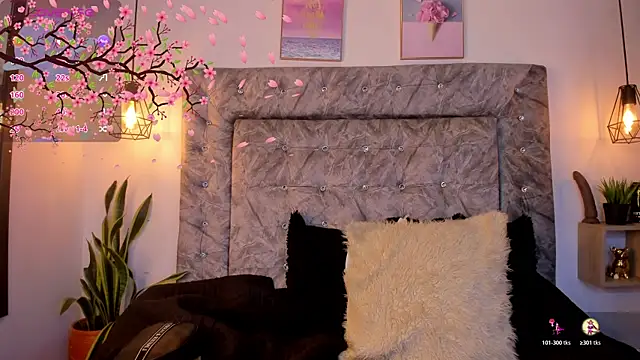 Seraphyne666 online show from 10/19/25, 10:43