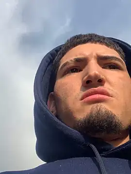 Ian kai online show from 10/16/25, 09:27