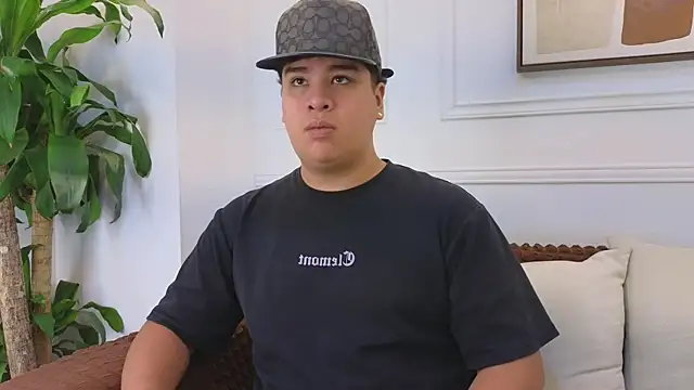 Naim Bennetsex online show from 04/15/26, 05:42