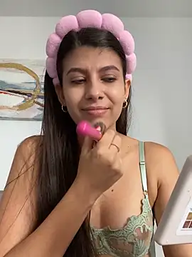 Lenapink19 online show from 10/24/25, 08:05