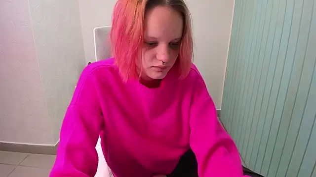 Elieiza xo online show from 09/28/25, 10:20