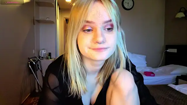 Elieiza xo online show from 06/02/26, 11:12