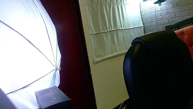 Natalie loffreda online show from 10/20/25, 03:51