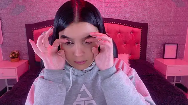 Natalie loffreda online show from 02/07/26, 03:10