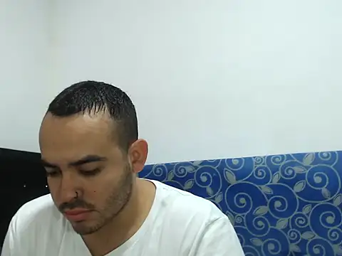 Ana ThiagoxX online show from 02/04/26, 07:42