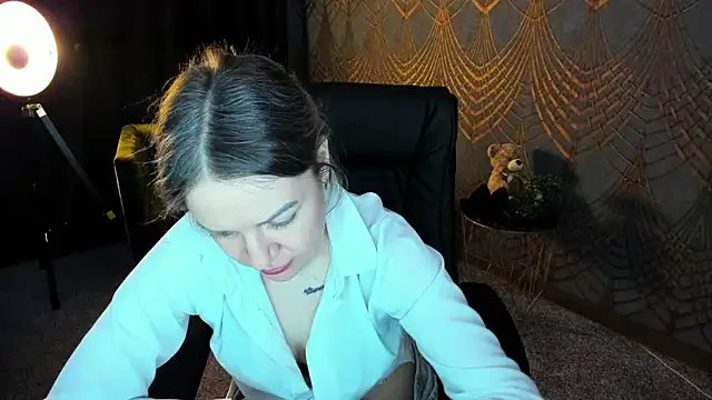 Anna Snows online show from 04/01/26, 01:41