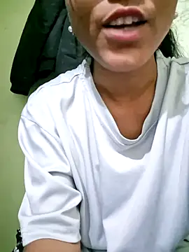 Snapshot of Telugu___Sexygirl___Naidu chatting on 10/29/25, 05:53 Telugu Sexygirl Naidu online show from 10/29/25, 05:53