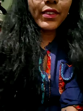 Snapshot of Telugu___Sexygirl___Naidu chatting on 11/12/25, 05:41 Telugu Sexygirl Naidu online show from 11/12/25, 05:41