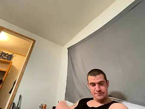 Snapshot of cumitted chatting on 11/07/25, 10:15 cumitted online show from 11/07/25, 10:15