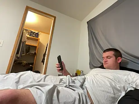 Snapshot of cumitted chatting on 11/13/25, 06:23 cumitted online show from 11/13/25, 06:23