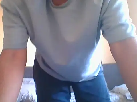 dream32222 online show from 10/13/25, 01:11