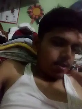 Sexyboyrudra12 online show from 11/04/25, 08:02