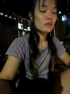 PhanHaa online show from 11/25/25, 09:42