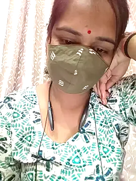 Snapshot of Riya_hot12 chatting on 11/16/25, 08:31 Riya hot12 online show from 11/16/25, 08:31