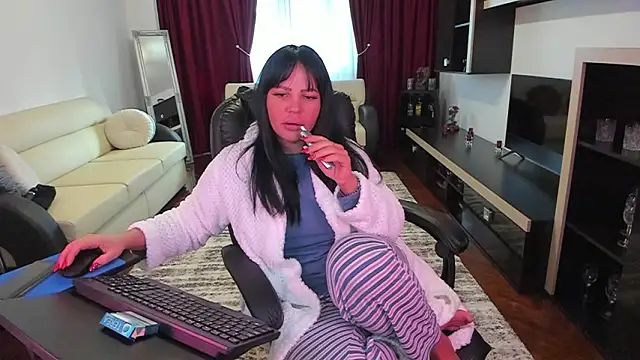 Ella sweety00 online show from 03/12/26, 06:19