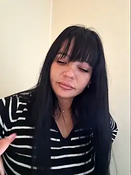 Ella sweety00 online show from 04/14/26, 09:15