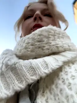 EveLittleSinner online show from 10/18/25, 02:40