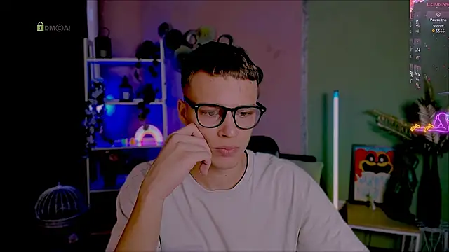 Snapshot of sam_nexor chatting on 09/22/25, 06:59 sam nexor online show from 09/22/25, 06:59