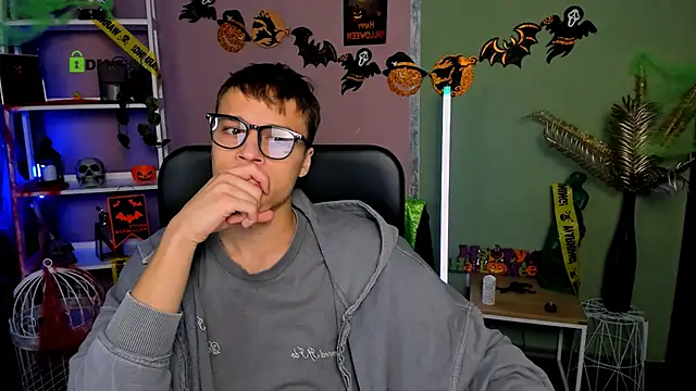 Snapshot of sam_nexor chatting on 11/03/25, 08:10 sam nexor online show from 11/03/25, 08:10