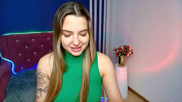 Emma  Ross online show from 03/05/26, 02:18