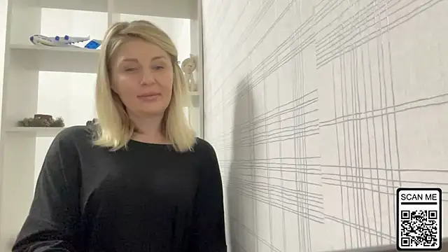 Blondie xoxoxo online show from 11/27/25, 04:20