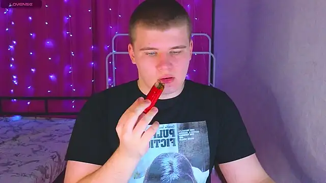 kittenmurr online show from 04/06/26, 04:52