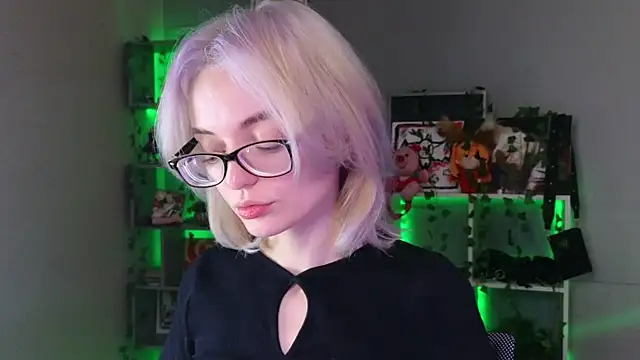 ShizukaBlanche online show from 09/25/25, 03:43