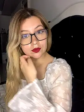 Blair Bunnyy online show from 10/29/25, 07:21