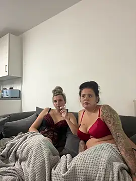 Charsworld online show from 10/17/25, 09:01