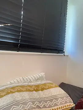 Charsworld online show from 04/05/26, 09:39