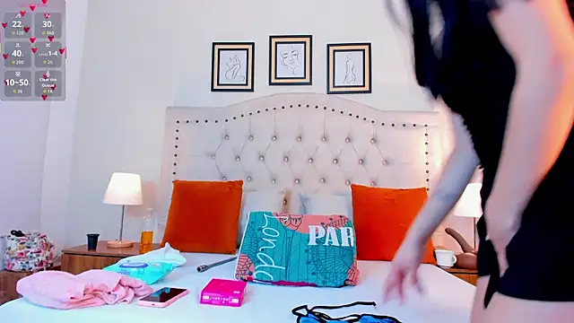 natasha moreno online show from 02/18/26, 12:23