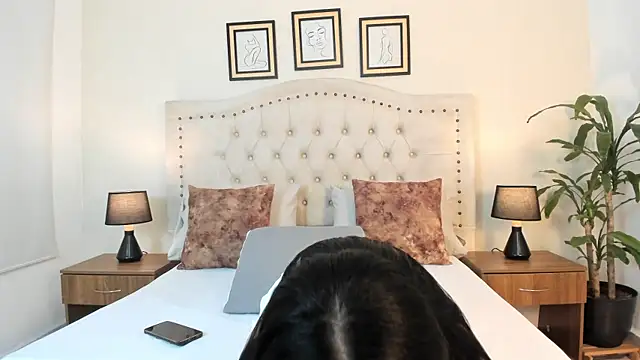 natasha moreno online show from 07/08/26, 12:20