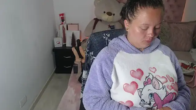 patty squirt  online show from 10/08/25, 02:09