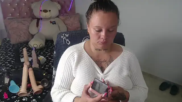 patty squirt  online show from 12/17/25, 02:50