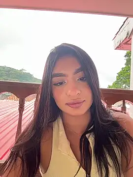 Snapshot of jenn_fit chatting on 02/22/26, 06:28 jenn fit online show from 02/22/26, 06:28